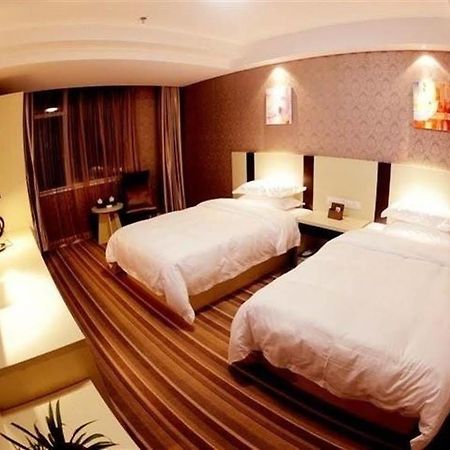 Ronghe Holiday Hotel Shiyan  ภายนอก รูปภาพ